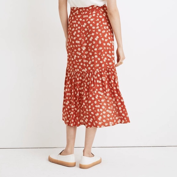 Madewell Ruffle-Wrap Midi Skirt in Happy Hibiscus Size 24 - Picture 3 of 9
